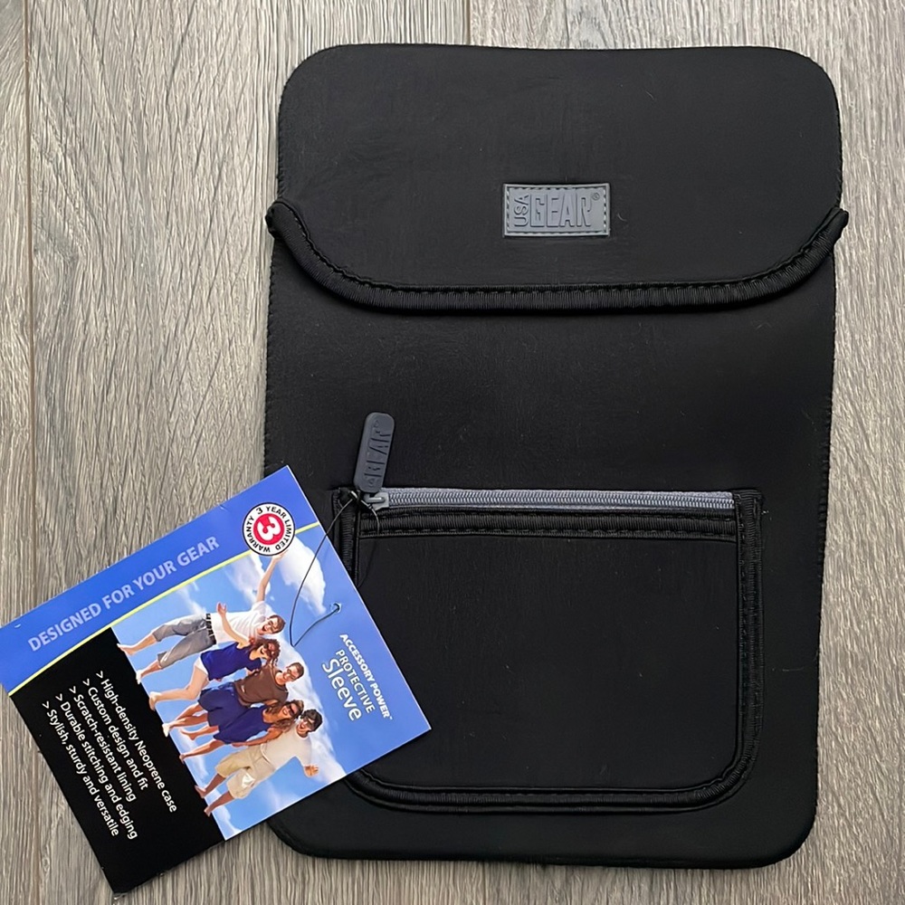 USA Gear Neoprene Accessory Sleeve